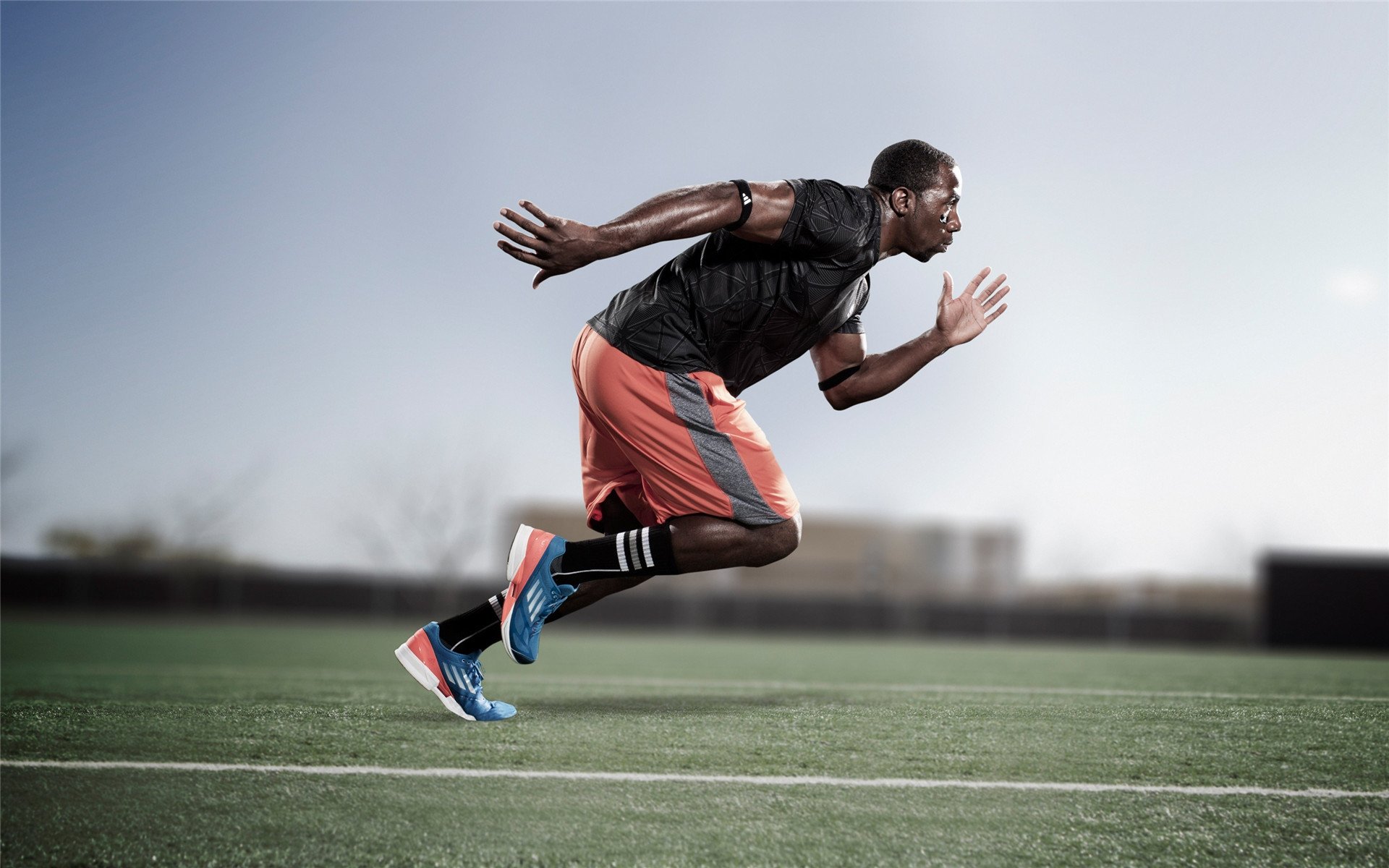 夜間水上滑索体验，激发运动激情，水上滑道尴尬视频